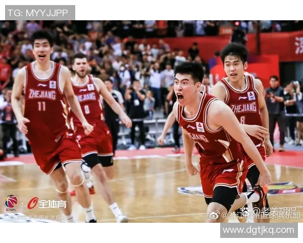 CBA上海队与深圳队激战四场精彩回顾与分析 CBA上海队与深圳队激战四场精彩回顾与分析