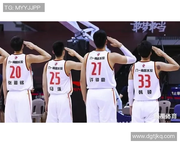 八一男篮迎战江苏队全力争胜展现团队精神与竞技风采 八一男篮迎战江苏队全力争胜展现团队精神与竞技风采