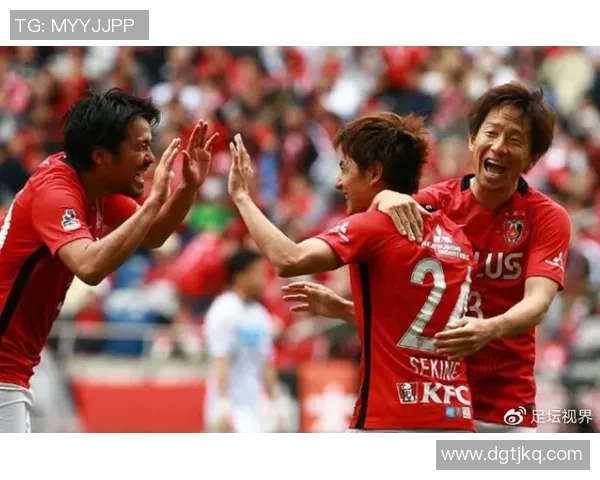 浦和红钻与磐田喜悦的激烈对决展现足球魅力与团队精神